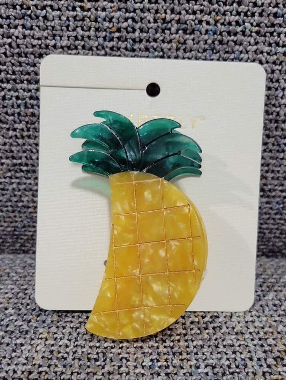 EMBERLY Acrylic Hair Claw Clips Starfish, Palm Leaf and Pineapple - Picture 4 of 5